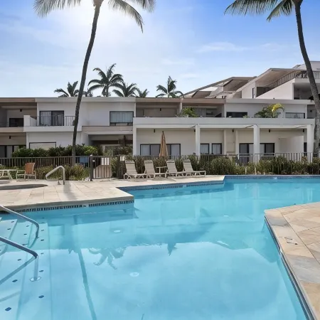Royal Sea Cliff Kona by Outrigger