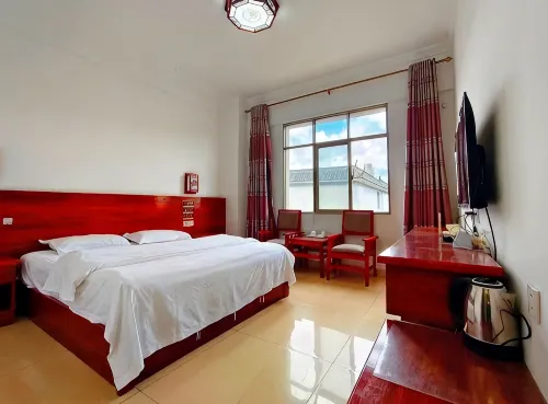 Changning Chenglong Hotel