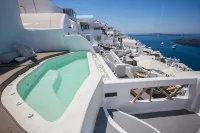 Chic Hotel Santorini - Hot Tub