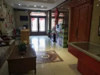 Huaxia Business Hotel