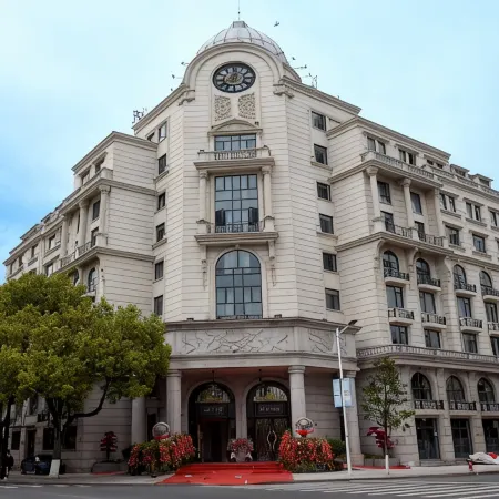 Carlos Hotel (Qingtian high speed railway station store)