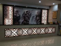 7 xing Ge Business Hotel
