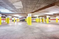 Hotel Continental - TonelliHotels - parking