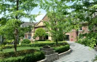Dujiang Neihongkou Green Mountain View Hot Spring Hotel Hotels in Hongkou