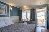 Colonial Inn