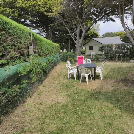 Cottage 100 m from the sea