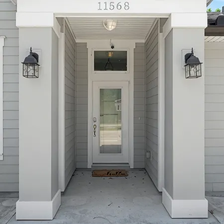 Central Avenues Central Cozy 3BR@ Water