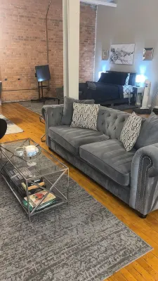 Downtown Spacious Industrial420 Friendly Loft Apt with Free Parking on Street - Condos