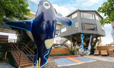 Peak Tree House Hotel a 