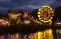 Walking distance to downtown Elk Rapids, Elk Lake and dining