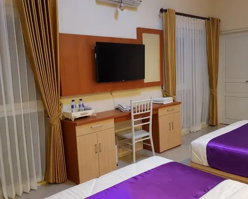 Three B Villa & Resto Banyuwangi Rooms Photos
