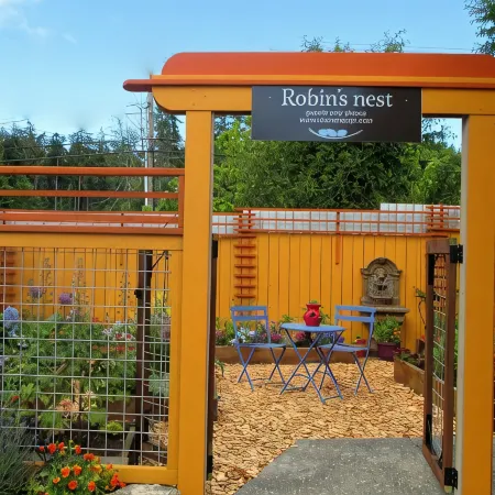 Dove's Perch, An efficiency Studio at Robin's Nest Inn