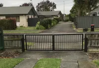 3 bdm pet friendly home in quiet street.No extra charge for cleaning or pets. - جاكوزي