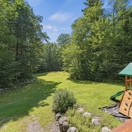 Luxury Log Cabin • Paradise in the Lakes Region