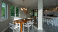 A Large Unique Panoramic Retreat at the Quiet 55-mile mark of Lake of the Ozarks - วิลล่า