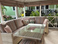 Pool fronted Luxury re furbished  Villa with Fairmont beach club access card. Hotels in Porters