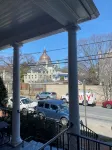 Charming Downtown 3rd Floor 1 Bedroom Apt