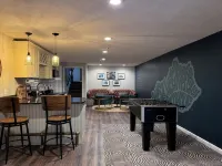 Bourbon Blue - Bourbon Trail Getaway - 8 Minutes from Downtown Bardstown!