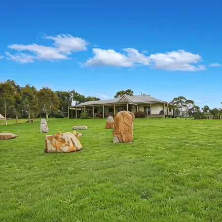 Bonnie View Farm Strawbale house with spectacular view