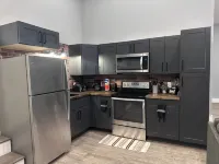 Lakeshore Living- studio apartment Hotels in Gallatin