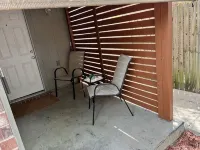 Cozy Hollyberry!  With backyard getaway! - 3성급