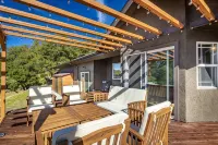 Cheerful Home with Spa near Yosemite & Bass Lake