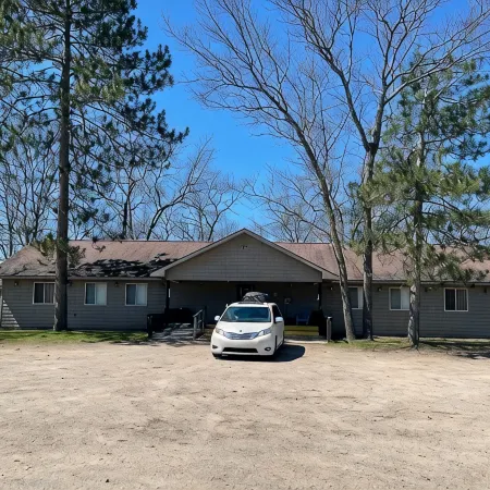 Vacation Lodge for Big Groups: 8Br/8BTH, Sleeps 36, Pool Table, Vball, Fire Pit