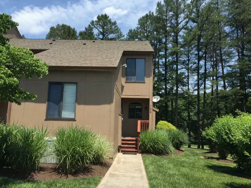 Cozy townhouse on Woods Resort Golf, spa, swimming, tennis and hiking