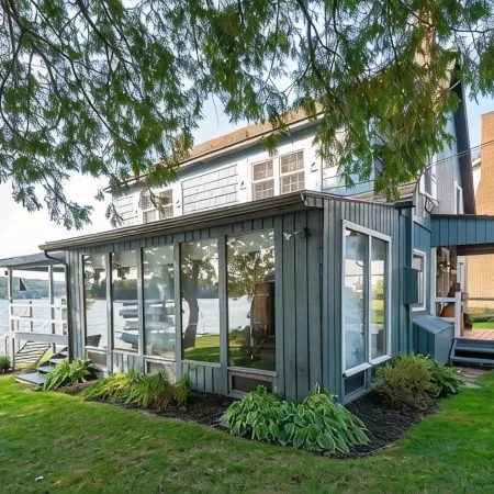 Lakefront Home With Island View