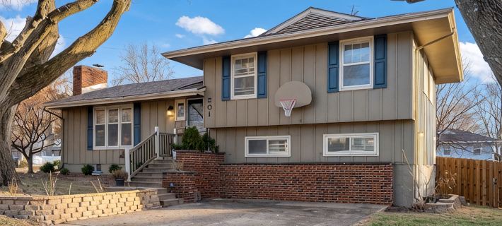 House in Lee's Summit Ξενοδοχεία στην πόλη Jackson County