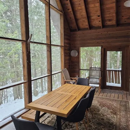 Aspen Chalet- overlooks Brickyard Creek in Bayfield