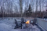 3-Bedroom 2 Bath Cozy Chalet 1 Mile From Mountain!