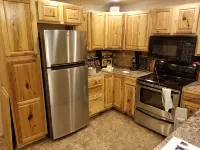 Walk to everything! 2 Bedroom 1 Bath Home in town. - Wifi