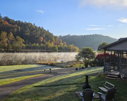 Private Riverfront Cabin Hotels in Grayson County