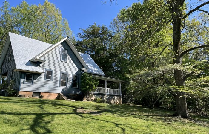Historic charm in downtown Tryon; 18 Minutes from Tryon Intl Equestrian Center