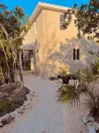 Lo Key Cottages, the Beehive - Boutique