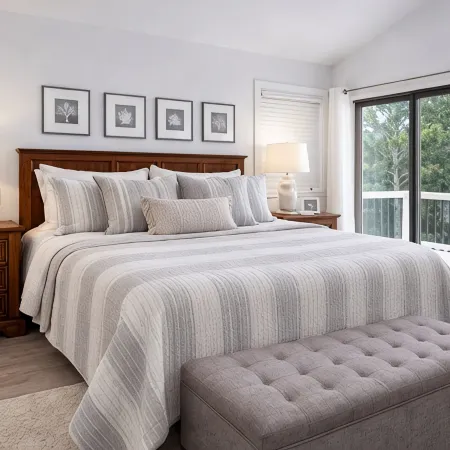 Water Views - 3 Min Walk to Private Beach - Luxury 5-Star Rated Beach House