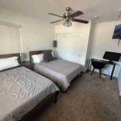 Fabulous!! Heart of Scottsdale with Temp Ctrl Pool-Minutes from Old Town!! Rooms