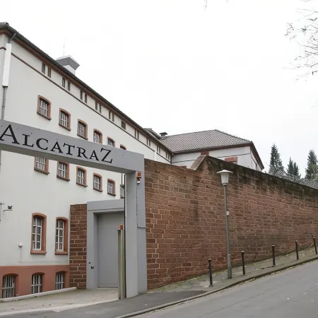 Alcatraz Hotel am Japanischen Garten
