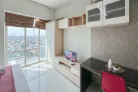 Classic and Compact Studio at The Square Surabaya Apartment by Travelio - Lejligheder