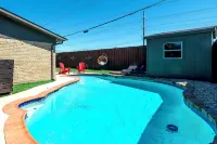 Family & Large Group - Backyard Heaven, Game room, Mini Golf, Private Pool - Pools