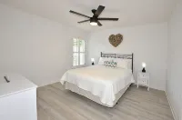 Albatross villa newly furnished/heated pool - 무료 와이파이