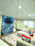 3-bedroom house in perfect Springfield with WiFi, AC