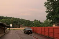 Chateau Lodge - parking