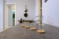 Luxury 2 bed Urban Oasis in the Heart of Athens - جديد