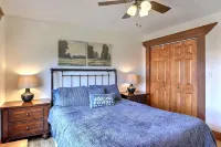 Mountain Escape Next to Camelback Resort! Ideal for Families and Big Groups - บูติค