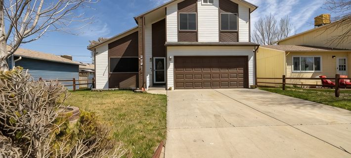 FRUITOPIA! Your 4 bedroom, 2 bath adventure basecamp in downtown Fruita CO Hotels in Fruita