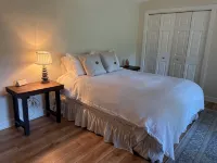 Whispering Pines Retreat - Bathtub