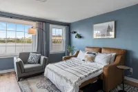 Lakefront Home in VT Near Okemo and Killington. Minutes to Skiing! - Wifi