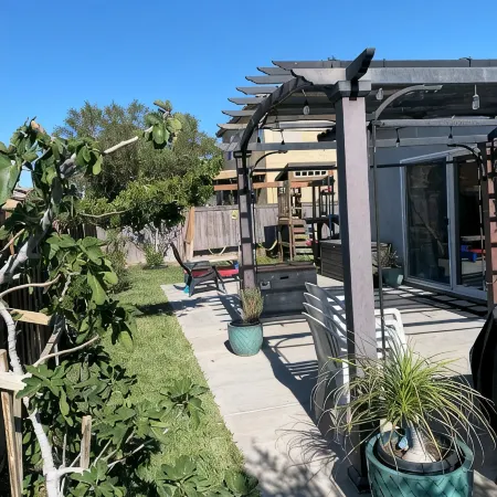 4-bedroom house in an amazing neighborhood with AC, WiFi. Relax and unwind.